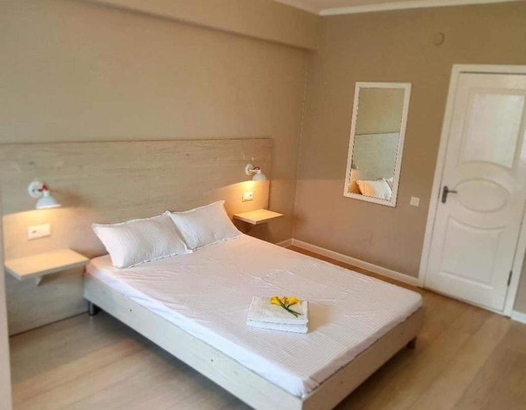 Sky Hotel Bişkek Dış mekan fotoğraf
