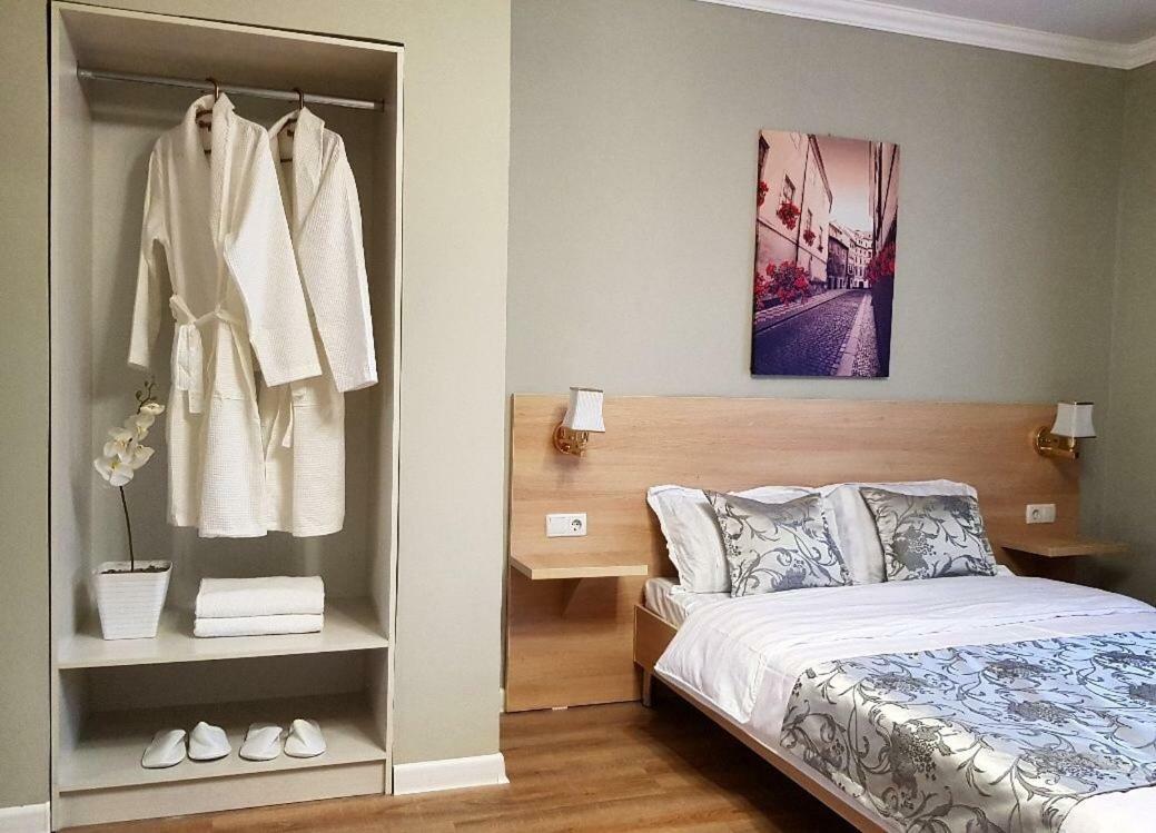 Sky Hotel Bişkek Dış mekan fotoğraf